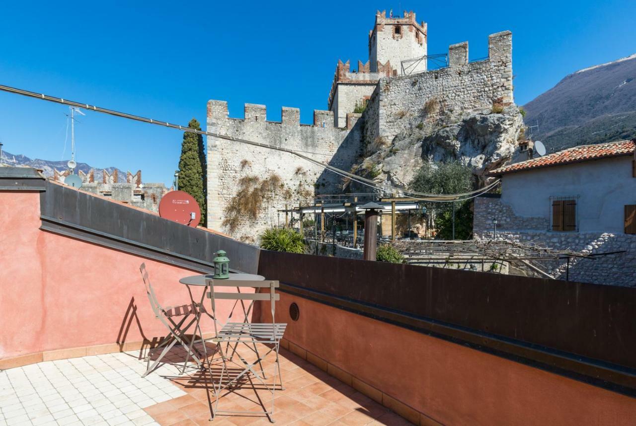 Il Castello Apartment 말세진느 외부 사진